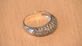 Herkent u deze sieraden en spullen?