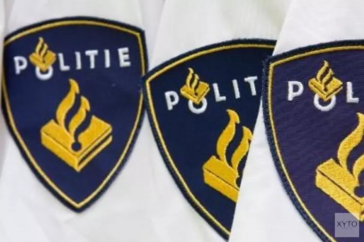 Agent gewond voor voetbalwedstrijd