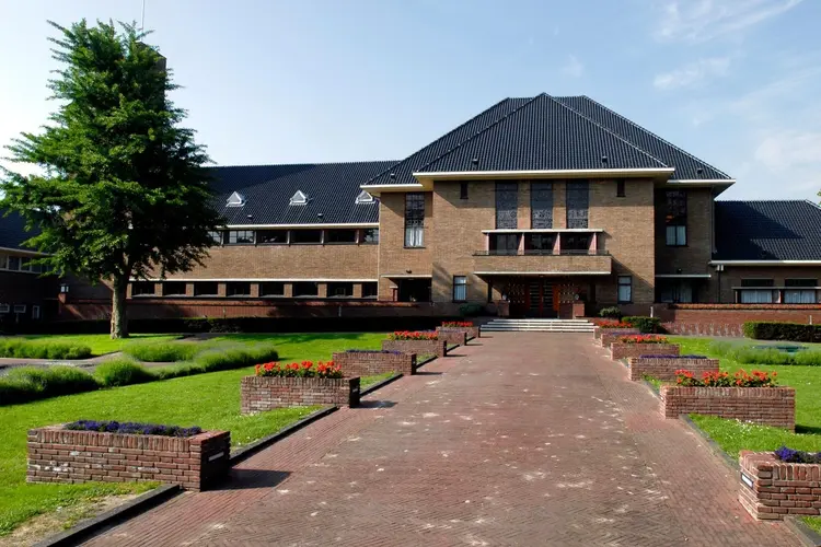 Visserijonderwijs in Katwijk gered door gezamenlijke inzet