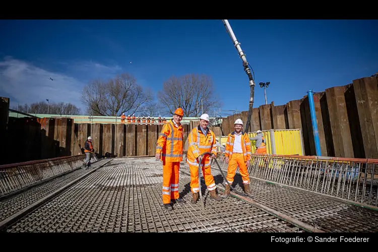 Diepste punt nieuwe fietstunnel onder N206 bereikt