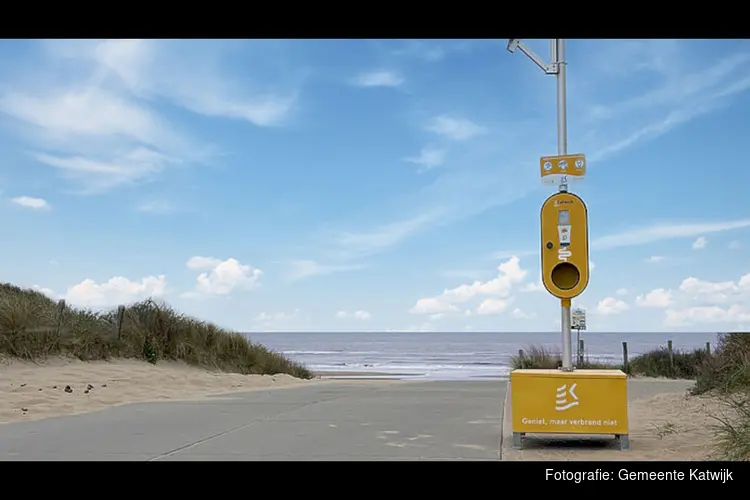 Veilig van de zon genieten: zonnebrandpalen terug in Katwijk