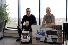 Oomen investeert in duurzame toekomst met vier volledig elektrische DAF-trucks
