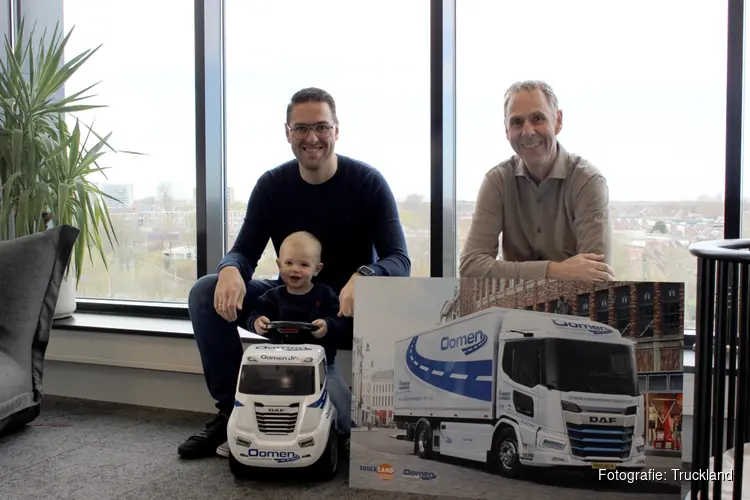 Oomen investeert in duurzame toekomst met vier volledig elektrische DAF-trucks