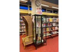 Praktische hulpmiddelen van de WoonWijzer nu in de bibliotheek of bij u in de buurt!