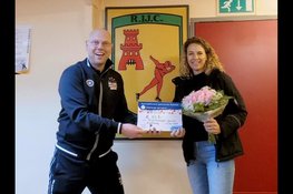 Rijnsburgse IJsclub ontvangt bijdrage uit Lokaal Sportakkoord Katwijk