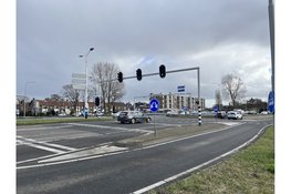 Verkeer in Katwijk loopt vast: PvdA eist veilige rotondes en oplossing bestelbusjes en N206