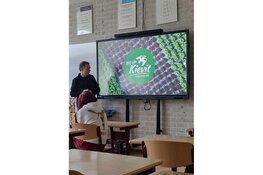 Gastles op het Vakcollege Rijnmond laat leerlingen zien waar eten vandaan komt