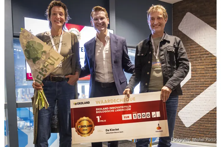 Katwijks biobedrijf Kievit krijgt innovatieprijs van minister